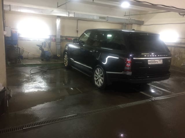 Range Rover Vogue на мойке Авто-Куш, Зеленоград